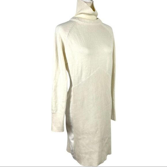 Athleta Mesa Hybrid Sweater Dress in Dove White Merino Wool Blend Style 38342 L - Picture 7 of 13